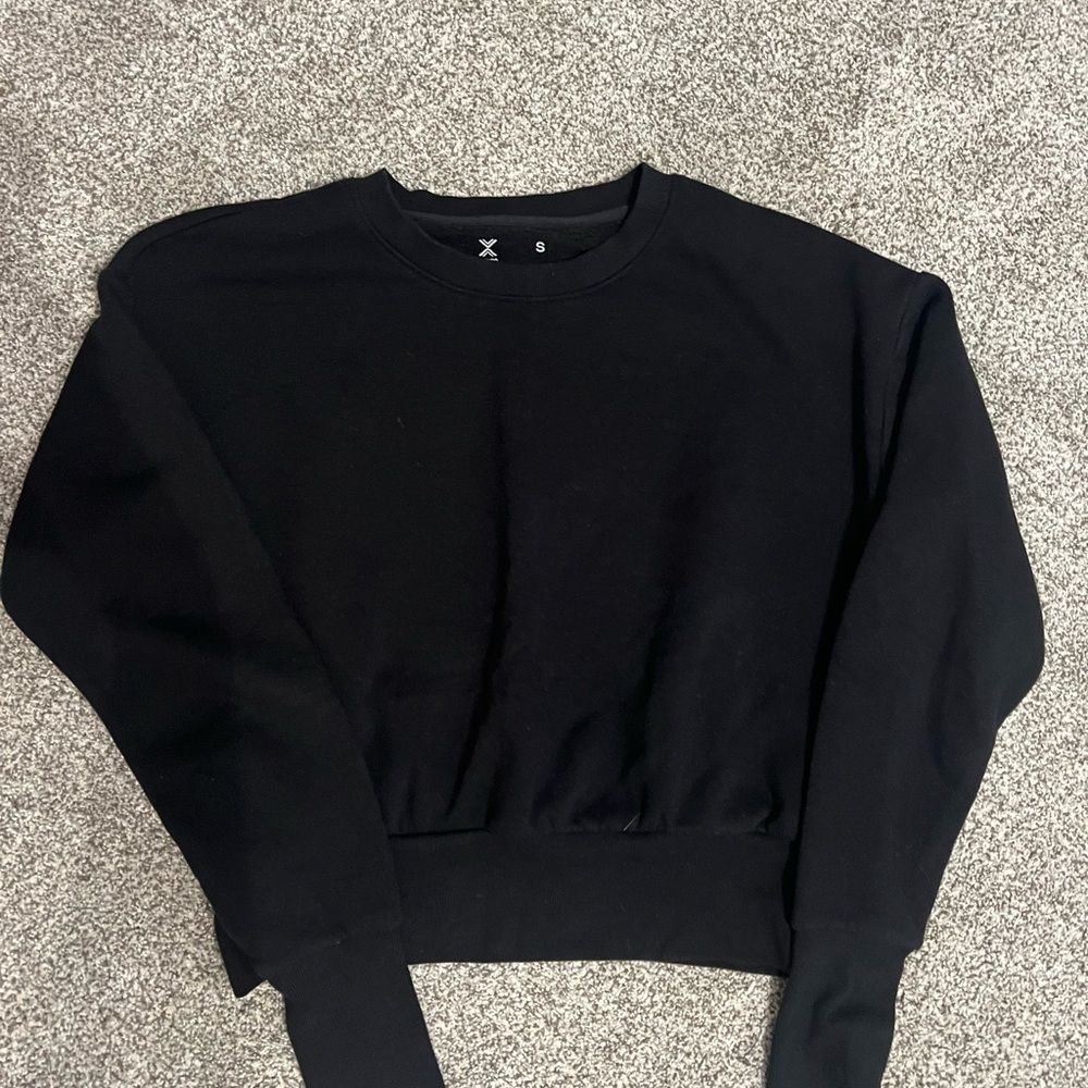Black Crewneck Sweatshirt